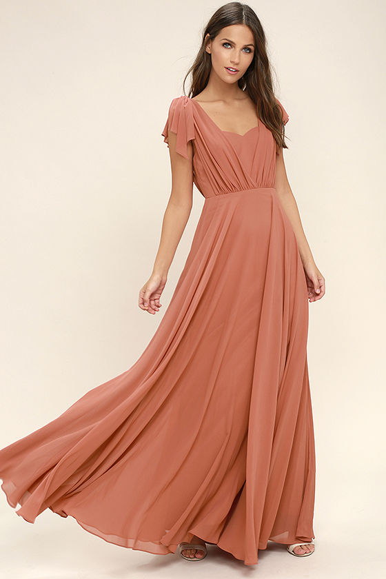 https://m.lulus.com/products/falling-for-you-rusty-rose-maxi-dress/402182.html