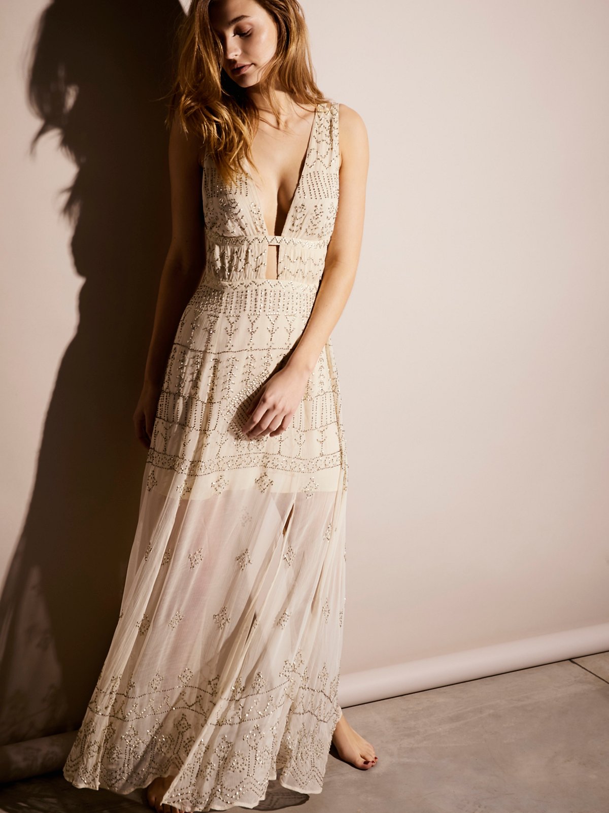 https://www.freepeople.com/shop/carolyns-limited-edition-white-dress-41343880/